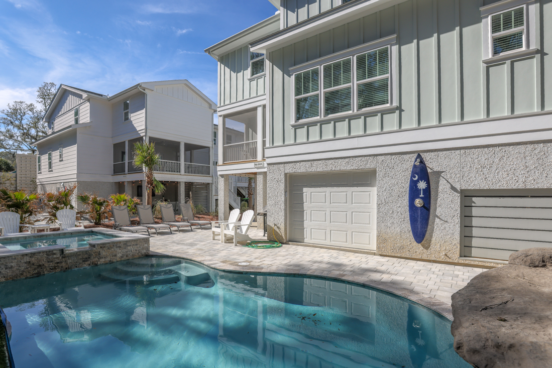 Sleep 20. Private Pool. 225 Yards to the Sand callout